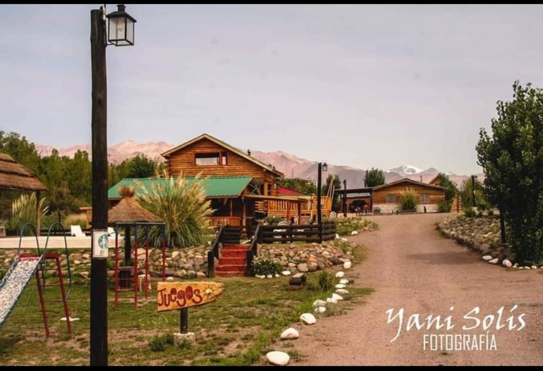 Sol Del Aconcagua Villa Uspallata Exterior photo